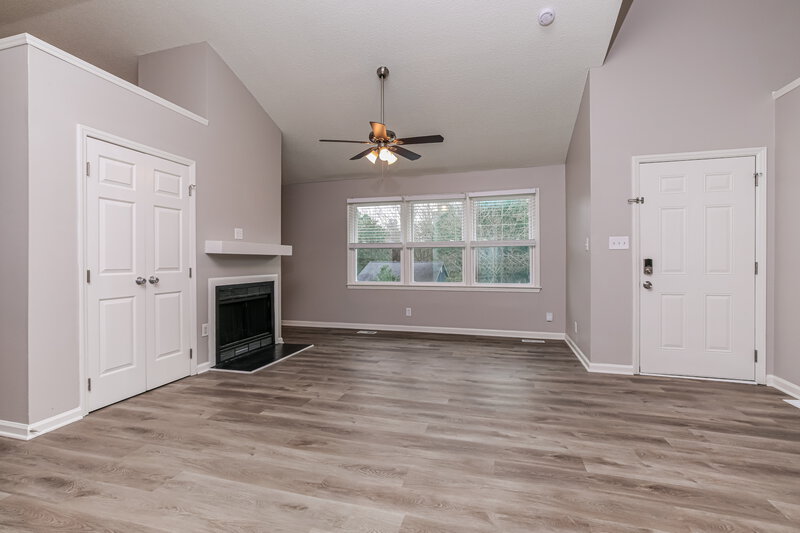 2,055/Mo, 429 Dickens Dr Raleigh, NC 27610 Misc View