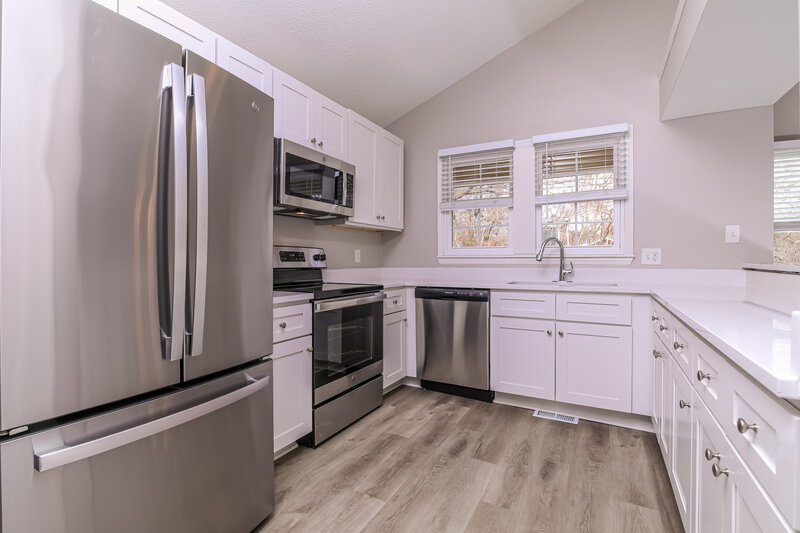 2,055/Mo, 429 Dickens Dr Raleigh, NC 27610 Misc View 4