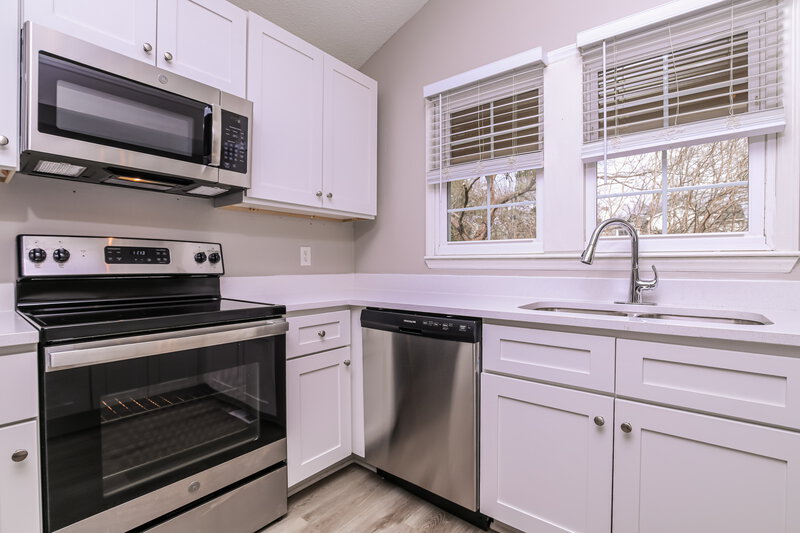 2,055/Mo, 429 Dickens Dr Raleigh, NC 27610 Misc View 5