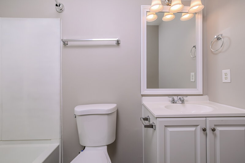 2,055/Mo, 429 Dickens Dr Raleigh, NC 27610 Misc View 12