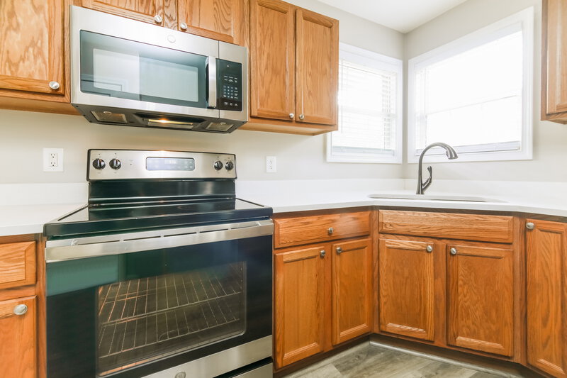 1,955/Mo, 3733 Blue Blossom Dr Raleigh, NC 27616 Kitchen View 2