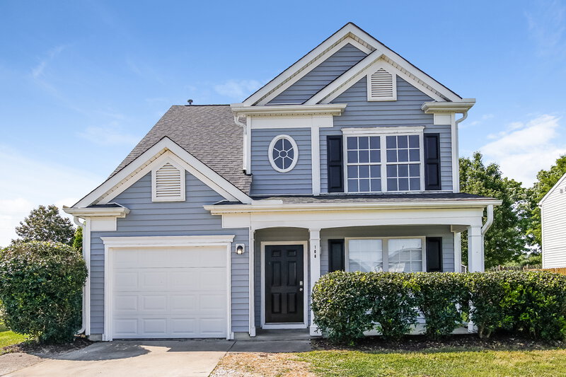 3,380/Mo, 108 N Honey Springs Ave Fuquay Varina, NC 27526 External View