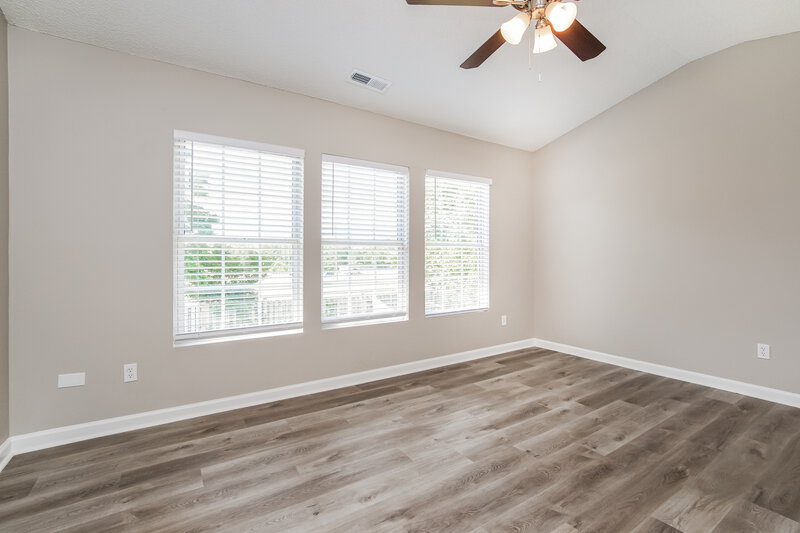 3,380/Mo, 108 N Honey Springs Ave Fuquay Varina, NC 27526 Main Bedroom View 2