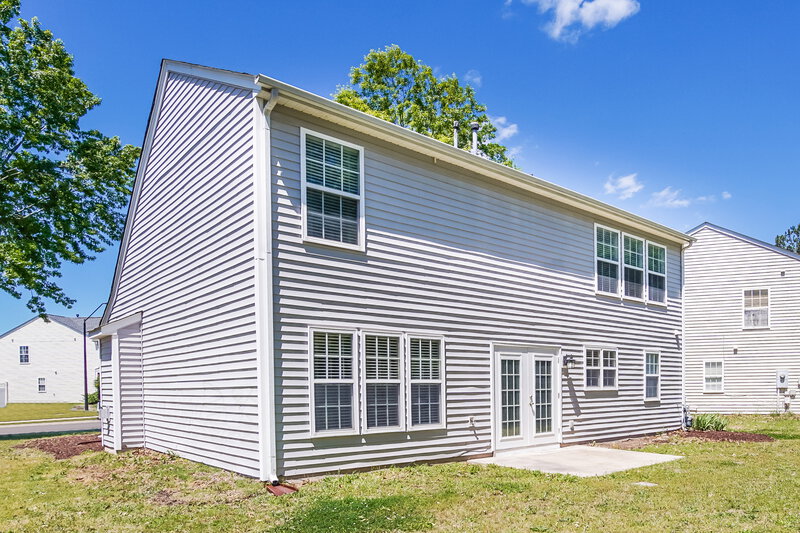 2,020/Mo, 5243 Little Sandy Dr Raleigh, NC 27616 Rear View 2