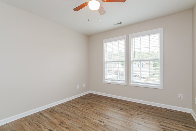 2,090/Mo, 209 Ber Creek Dr Fuquay Varina, NC 27526 Bedroom View 2