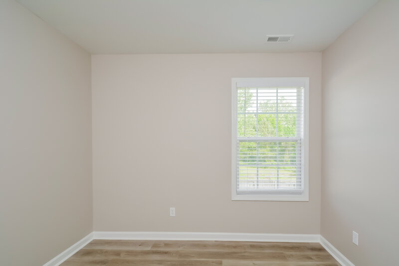 2,175/Mo, 4005 Iverson St Raleigh, NC 27604 Bedroom View