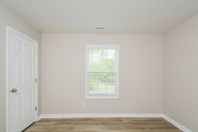 2,175/Mo, 4005 Iverson St Raleigh, NC 27604 Bedroom View 4