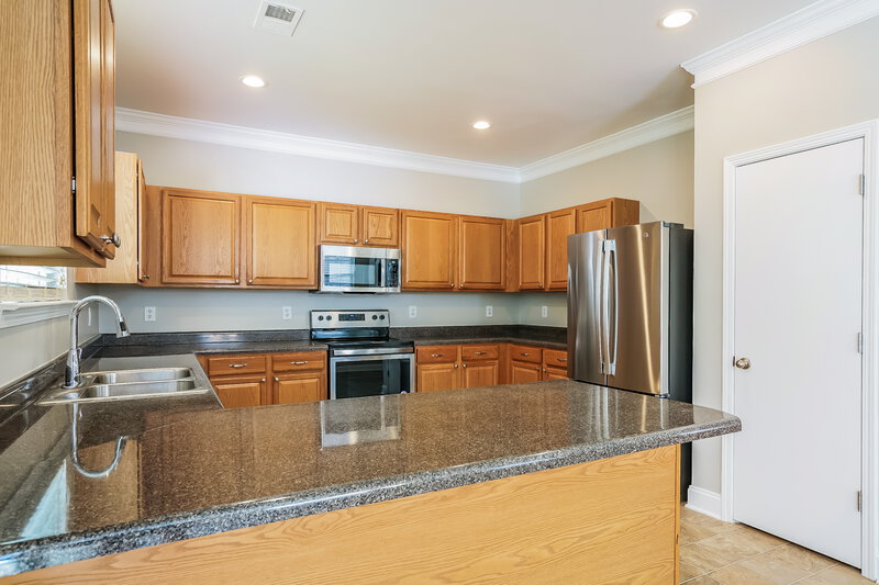 1,860/Mo, 3648 Marshlane Way Raleigh, NC 27610 Kitchen View 2