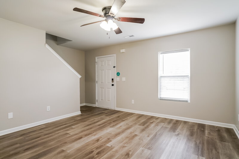 1,990/Mo, 188 Fawnbrook Dr Four Oaks, NC 27524 Living Room View 2