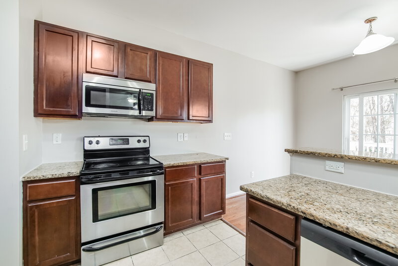 1,995/Mo, 5139 Arbor Chase Dr Raleigh, NC 27616 Kitchen View 3