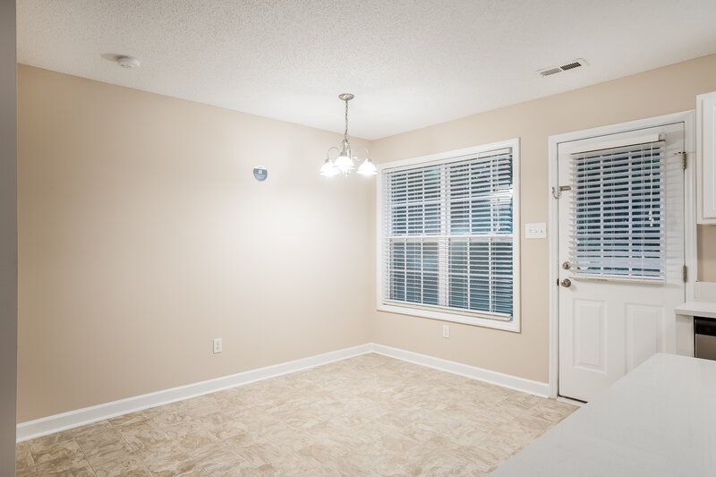 1,650/Mo, 5609 Tealbrook Dr Raleigh, NC 27610 Dining Room View