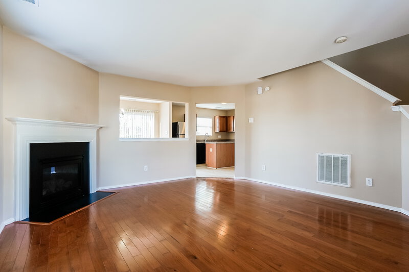 1,750/Mo, 1013 Lockberry Ct Clayton, NC 27520 Living Room View 2