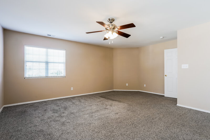 1,750/Mo, 1013 Lockberry Ct Clayton, NC 27520 Main Bedroom View 2