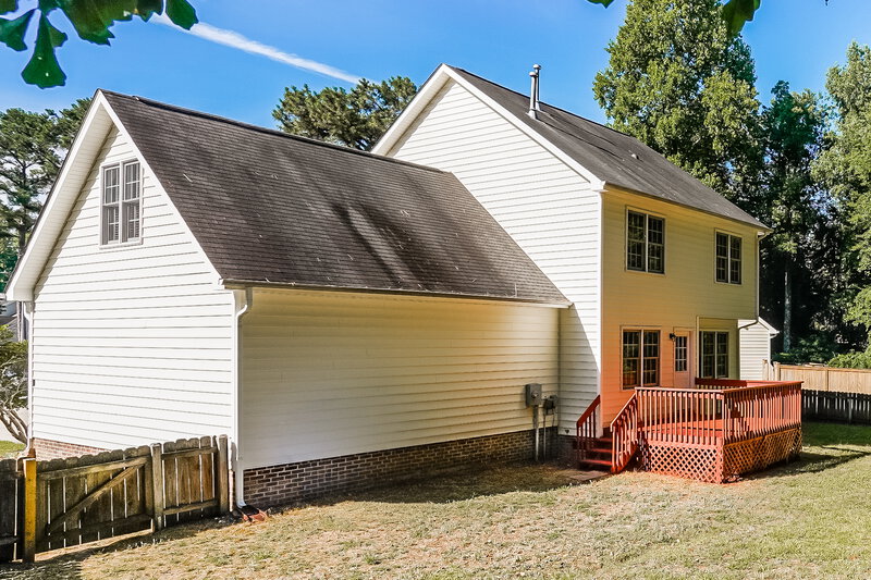 2,065/Mo, 809 E Ivy Valley Dr Fuquay Varina, NC 27526 Rear View