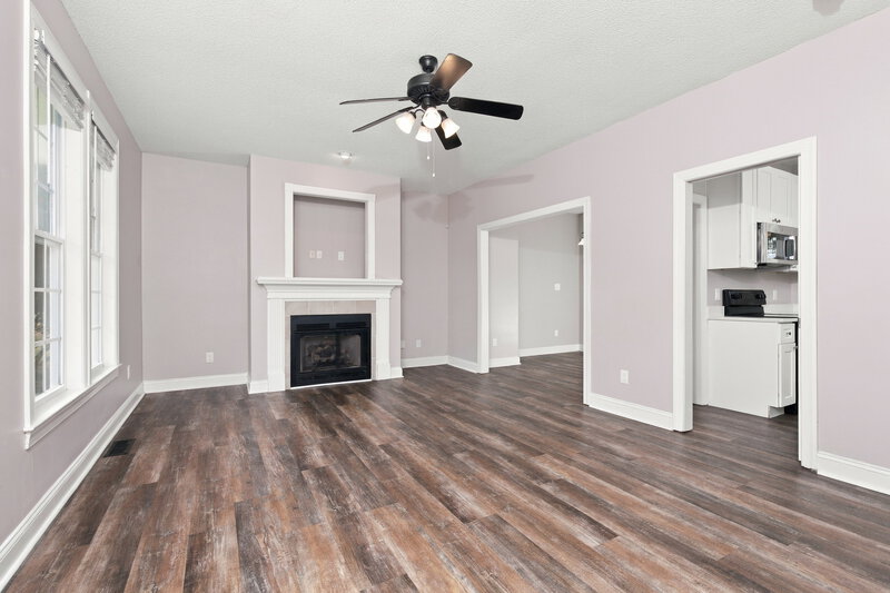 1,595/Mo, 662 Landing View Dr Wendell, NC 27591 Living Room View 2