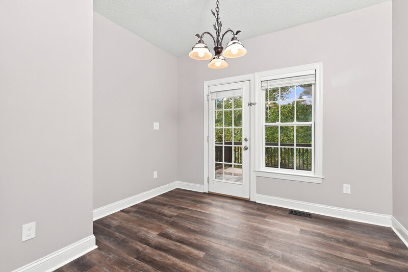 1,595/Mo, 662 Landing View Dr Wendell, NC 27591 Dining Room View