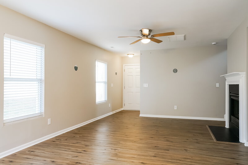 2,010/Mo, 8174 Cohosh Ct Raleigh, NC 27616 Living Room View 2