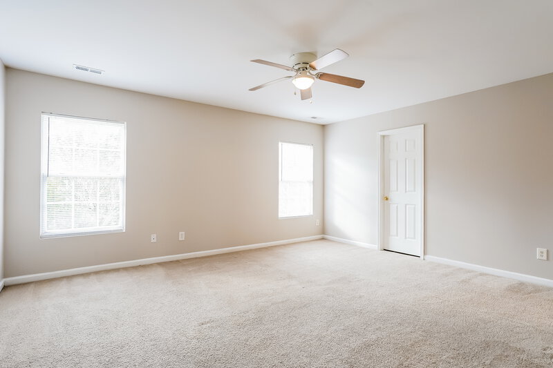 1,830/Mo, 107 Sleeper Car Ln Garner, NC 27529 Main Bedroom View