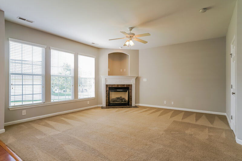 2,035/Mo, 517 Ashgreen Ct Rolesville, NC 27571 Living Room View 2