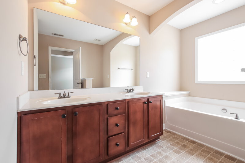 1,730/Mo, 115 Leighann Ridge Ln Rolesville, NC 27571 Master Bathroom View