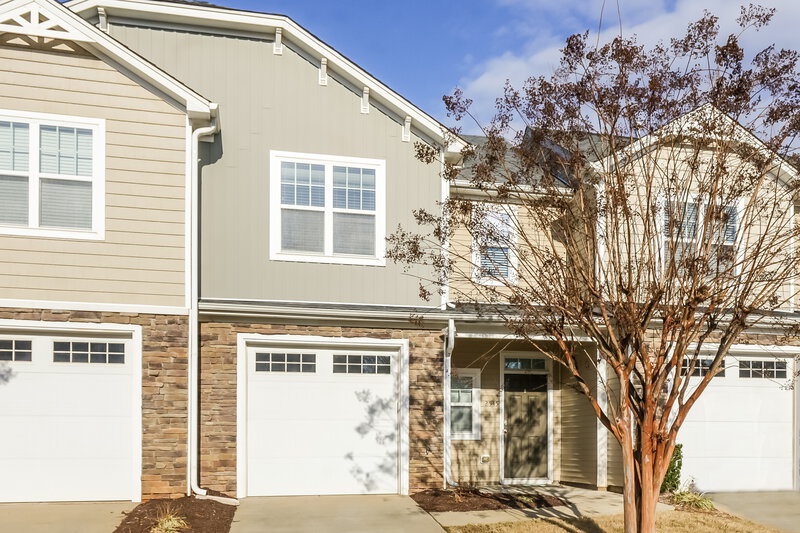 2,090/Mo, 2545 Spring Oaks Way Raleigh, NC 27614 External View