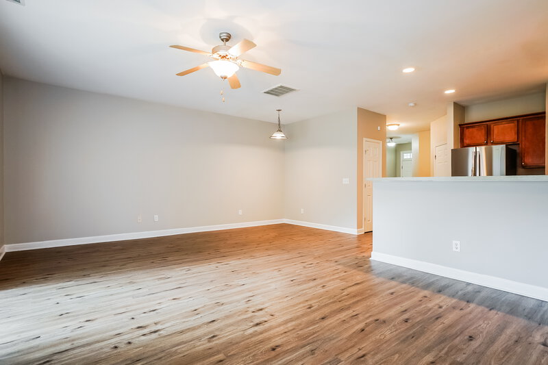 1,920/Mo, 2545 Spring Oaks Way Raleigh, NC 27614 Living Room View 2