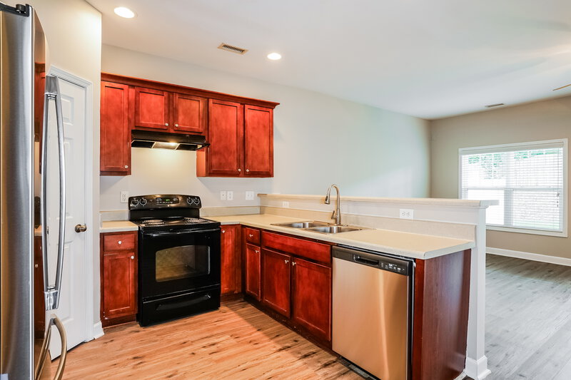 1,920/Mo, 2545 Spring Oaks Way Raleigh, NC 27614 Kitchen View 2