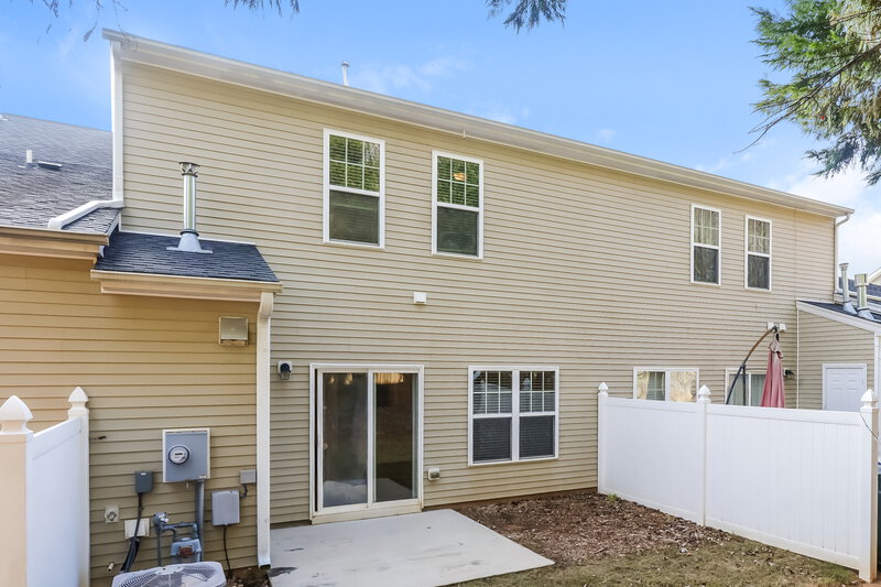 2,090/Mo, 2545 Spring Oaks Way Raleigh, NC 27614 Rear View