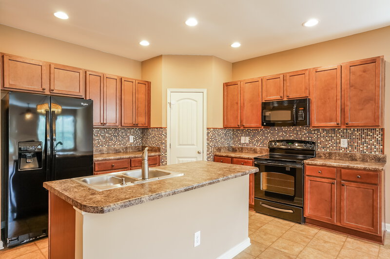 1,905/Mo, 34 Wensley Ct Clayton, NC 27527 Kitchen View