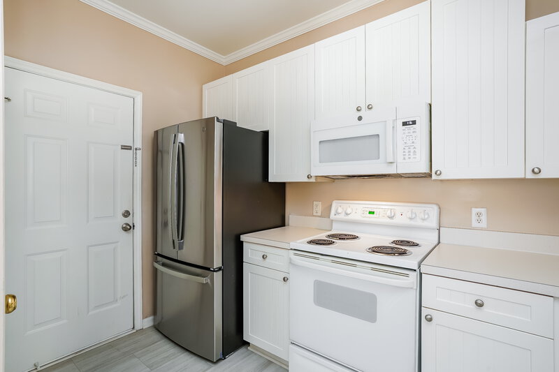 1,595/Mo, 2000 Persimmon Ridge Dr Raleigh, NC 27604 Kitchen View 2