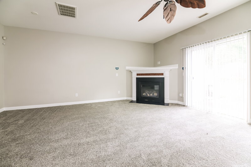 1,770/Mo, 2563 Spring Oaks Way Raleigh, NC 27614 Living Room View 2