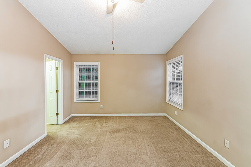 1,875/Mo, 4737 Tommans Trl Raleigh, NC 27616 Main Bedroom View
