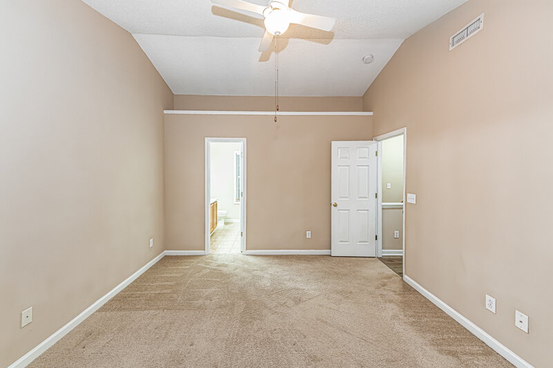 1,875/Mo, 4737 Tommans Trl Raleigh, NC 27616 Main Bedroom View 2