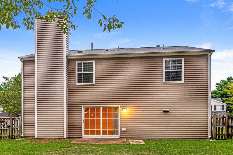 1,875/Mo, 4737 Tommans Trl Raleigh, NC 27616 Rear View