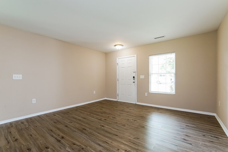 0/Mo, 40 Norwich Dr Clayton, NC 27520 Misc View 2
