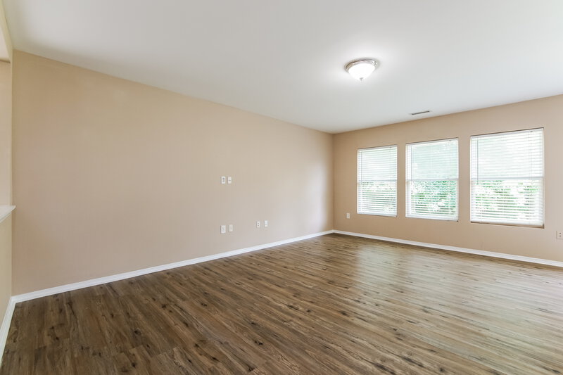 0/Mo, 40 Norwich Dr Clayton, NC 27520 Misc View 3