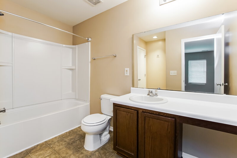 0/Mo, 40 Norwich Dr Clayton, NC 27520 Misc View 8