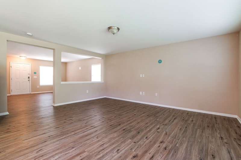 2,800/Mo, 40 Norwich Dr Clayton, NC 27520 Loft View