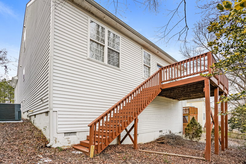 1,770/Mo, 2453 Sapphire Valley Dr Raleigh, NC 27604 Rear View