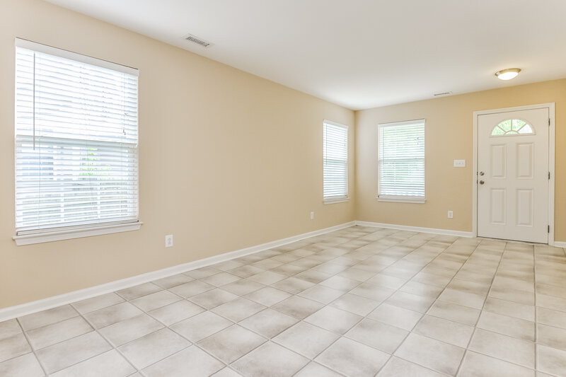 1,940/Mo, 234 Clayder Ct Fuquay Varina, NC 27526 Living Room View 2