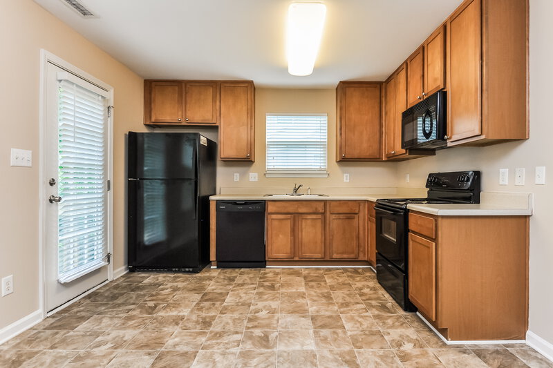1,940/Mo, 234 Clayder Ct Fuquay Varina, NC 27526 Kitchen View 2