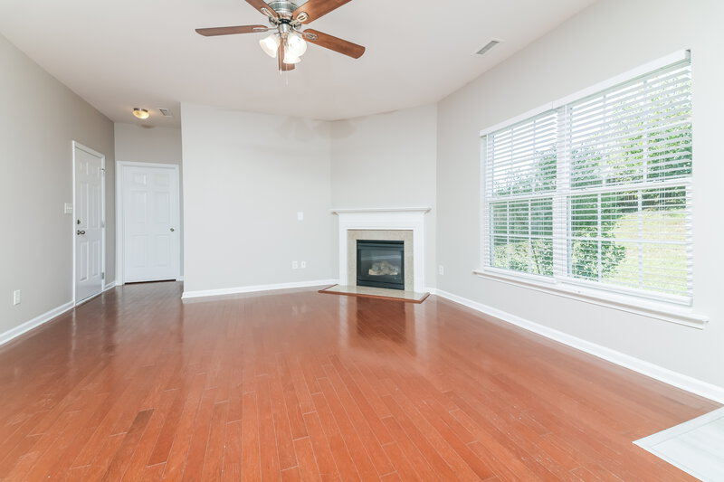 1,820/Mo, 1544 Cairo Way Fuquay Varina, NC 27526 Living Room View