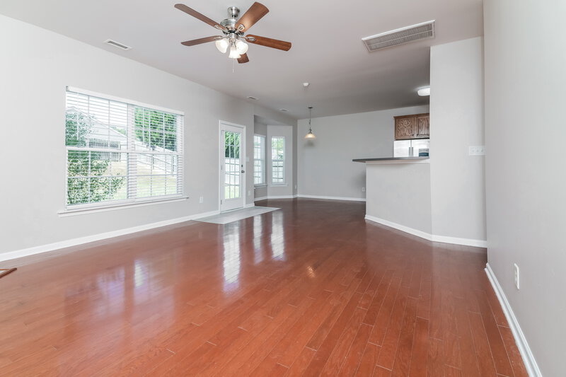 1,820/Mo, 1544 Cairo Way Fuquay Varina, NC 27526 Living Room View 2