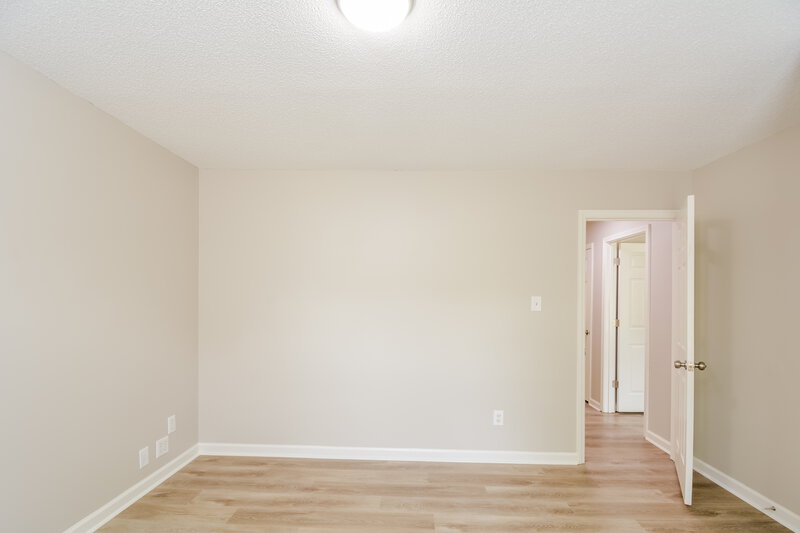 1,925/Mo, 8 Atlantic Ave Benson, NC 27504 Bedroom View 4