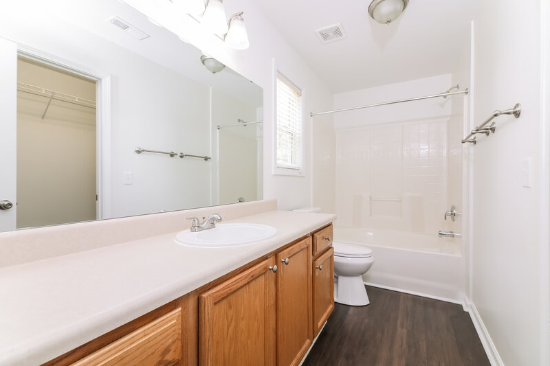 2,295/Mo, 3600 Saguaro Ct Raleigh, NC 27616 Misc View 8