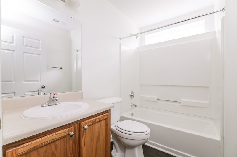 2,295/Mo, 3600 Saguaro Ct Raleigh, NC 27616 Misc View 12