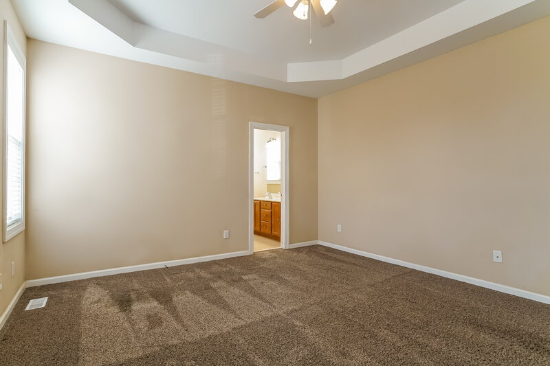 1,910/Mo, 1616 Maizefield Ln Fuquay Varina, NC 27526 Main Bedroom View 2