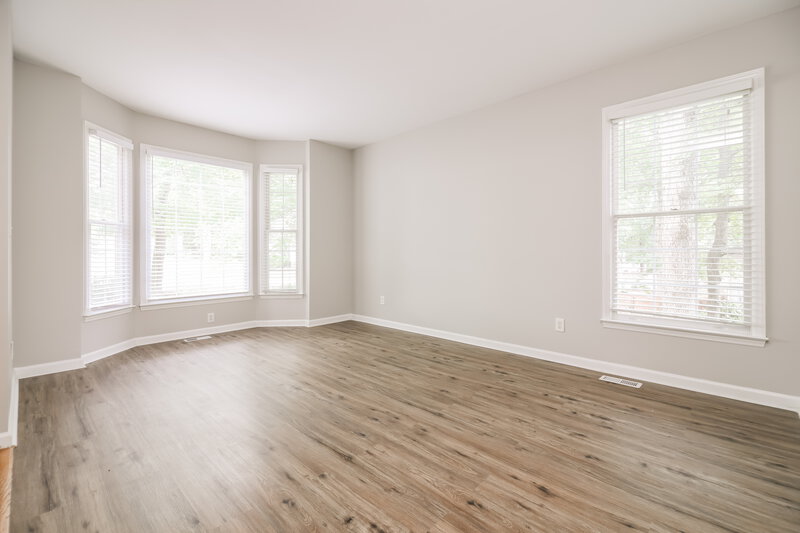 2,740/Mo, 1004 Silverbell Ln Knightdale, NC 27545 Living Room View