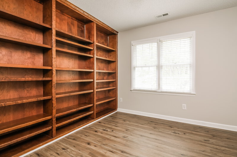 2,740/Mo, 1004 Silverbell Ln Knightdale, NC 27545 Bedroom View 2