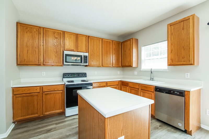 2,255/Mo, 3048 Bethwicke Ct Raleigh, NC 27604 Kitchen View 2
